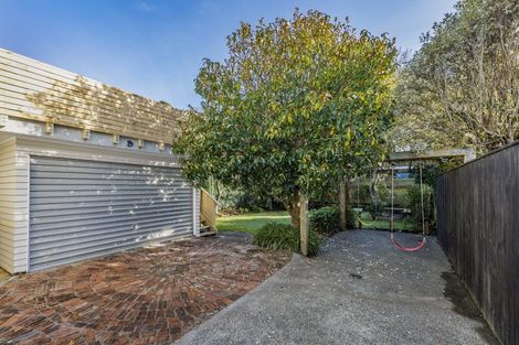Photo of property in 8 Friend Street, Karori, Wellington, 6012