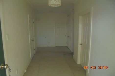 Photo of property in 14 Saint Albans Grove, Woburn, Lower Hutt, 5010