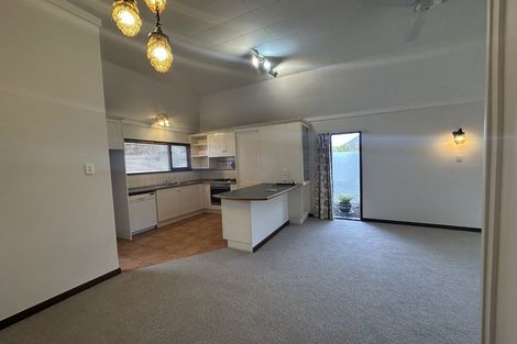 Photo of property in 3/73 Waimairi Road, Upper Riccarton, Christchurch, 8041