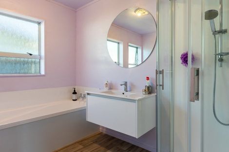 Photo of property in 57 Mclean Street, Woodville, 4920