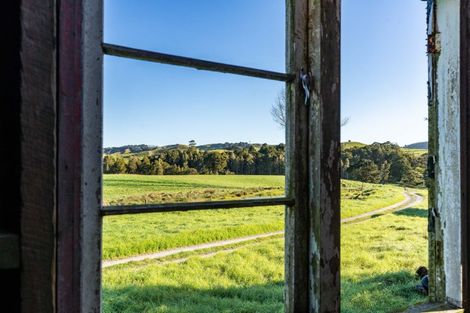 Photo of property in 168b Golden Stairs Road, Maungaturoto, 0589