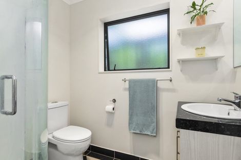 Photo of property in 16 Rosella Drive, Welcome Bay, Tauranga, 3112