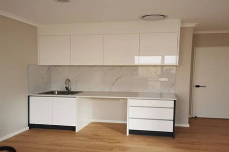 Photo of property in 57 Omahu Road, Greenlane, Auckland, 1051