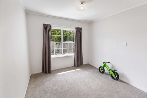 Photo of property in 155 Summerhill Drive, Fitzherbert, Palmerston North, 4410