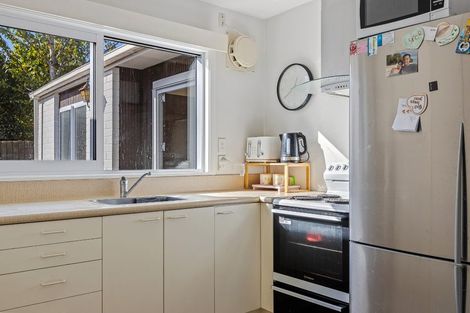 Photo of property in 2/34 Greers Road, Burnside, Christchurch, 8041