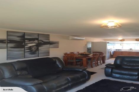 Photo of property in 2/432 Gloucester Street, Taradale, Napier, 4112