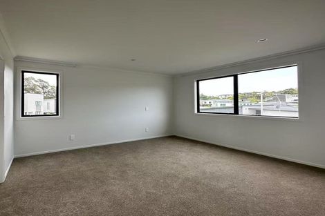Photo of property in 12 Breakwater Way, Whitby, Porirua, 5024