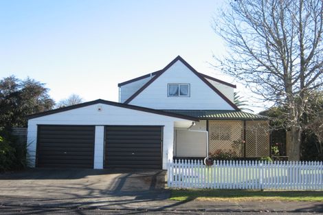 Photo of property in 4 Prestwick Place, Wattle Downs, Auckland, 2103