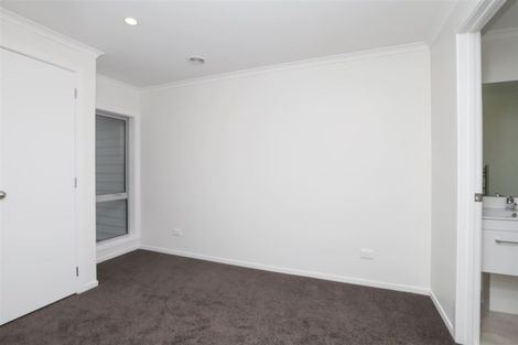 Photo of property in 8/113 Knighton Road, Hillcrest, Hamilton, 3216