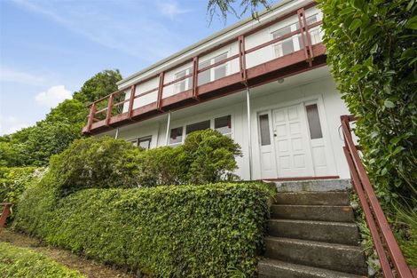 Photo of property in 32 Waitohu Road, York Bay, Lower Hutt, 5013