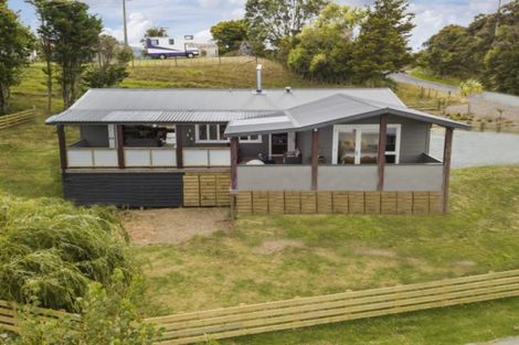 Photo of property in 108 Ti Point Road, Ti Point, Warkworth, 0985