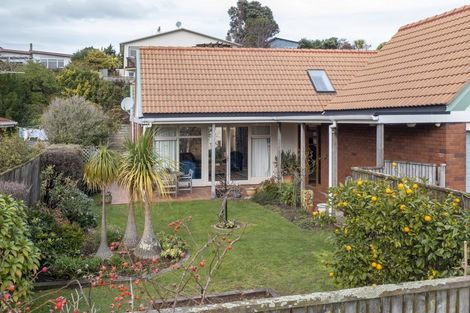 Photo of property in 18 Falla Street, Paraparaumu Beach, Paraparaumu, 5032