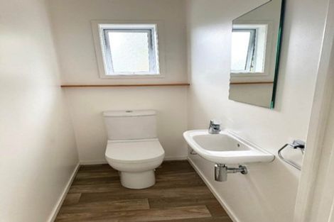 Photo of property in 2/41 Nile Road, Milford, Auckland, 0620