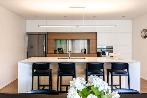 Photo of property in 363 Peninsula Road, Kelvin Heights, Queenstown, 9300