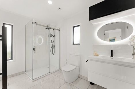 Photo of property in 36 Downing Place, Welcome Bay, Tauranga, 3112