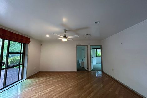 Photo of property in 70 Jack Paterson Road, Opaheke, Papakura, 2584