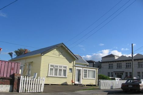 Photo of property in 6 Campbell Terrace, Petone, Lower Hutt, 5012