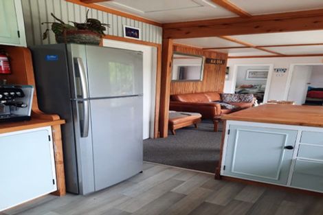 Photo of property in 134 Maunsell Road, Port Waikato, Tuakau, 2695