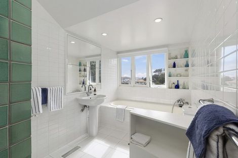 Photo of property in 66 Upland Road, Kelburn, Wellington, 6012