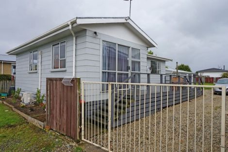 Photo of property in 12 O'byrne Street, Waikiwi, Invercargill, 9810