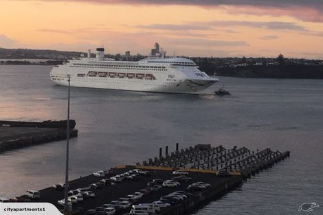 Photo of property in Scene One Apartments, 405/2 Beach Road, Auckland Central, Auckland, 1010