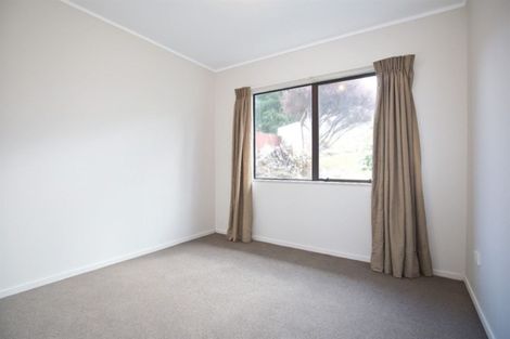 Photo of property in 10 Frosses Place, Massey, Auckland, 0614