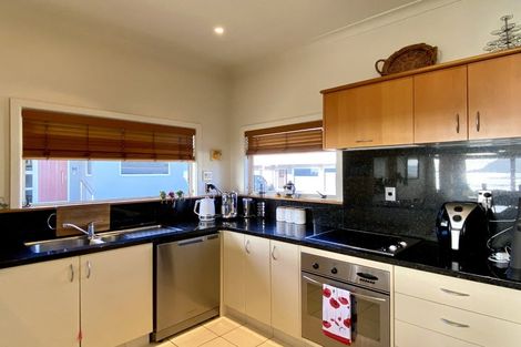 Photo of property in 92 Harbour Drive, Otumoetai, Tauranga, 3110