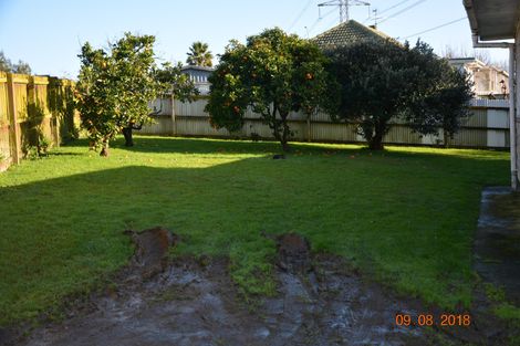 Photo of property in 320 Bairds Road, Otara, Auckland, 2023