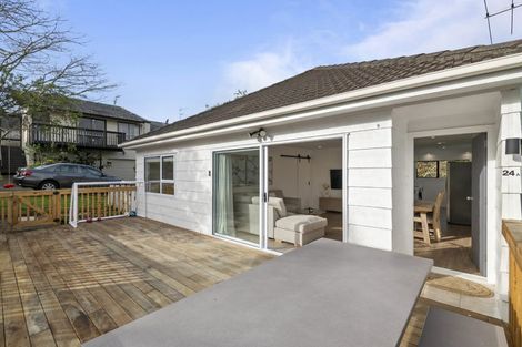 Photo of property in 1/24 John Downs Drive, Browns Bay, Auckland, 0630