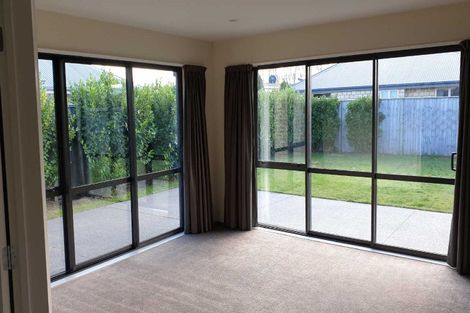 Photo of property in 38 Little Oaks Drive, Yaldhurst, Christchurch, 8042