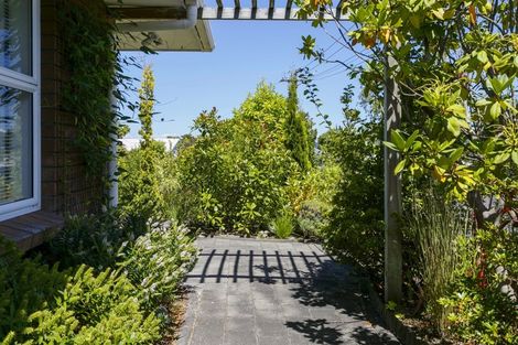 Photo of property in 1 Te Hatepe Avenue, Taupo, 3330