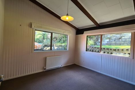 Photo of property in 113 Poplar Grove, Whalers Gate, New Plymouth, 4310