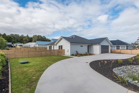 Photo of property in 214 Matakana Valley Road, Matakana, Warkworth, 0985