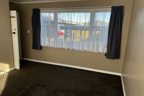 Photo of property in 1a Harris Road, Mount Wellington, Auckland, 1051