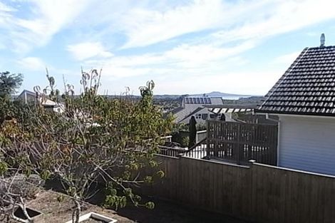 Photo of property in 83 Bradbury Road, Botany Downs, Auckland, 2010