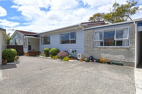 Photo of property in 11 Glenrae Grove, Silverstream, Upper Hutt, 5019