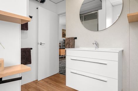 Photo of property in 118 Sandwich Road, St Andrews, Hamilton, 3200