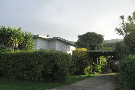 Photo of property in 47 Findlay Street, Tawa, Wellington, 5028