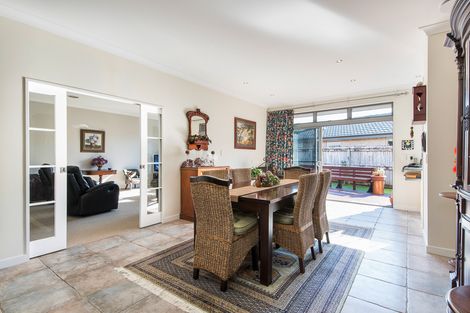 Photo of property in 6 Avonbrook Lane, Pukekohe, 2120