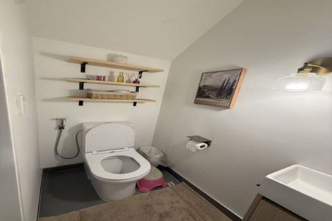 Photo of property in 34 Huri Street, Mangere Bridge, Auckland, 2022