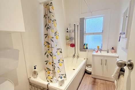 Photo of property in 20 Owen Street, Newtown, Wellington, 6021