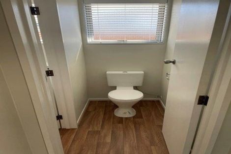 Photo of property in 1a Saint Vincent Way, Waikanae, 5036