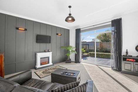Photo of property in 525e Mangorei Road, Highlands Park, New Plymouth, 4312