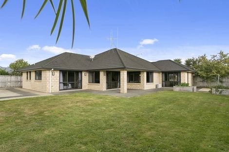 Photo of property in 23 Norfolk Drive, Cambridge, 3434