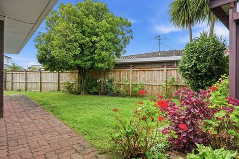 Photo of property in 14 Meadowcourt Drive, Manukau, Auckland, 2025