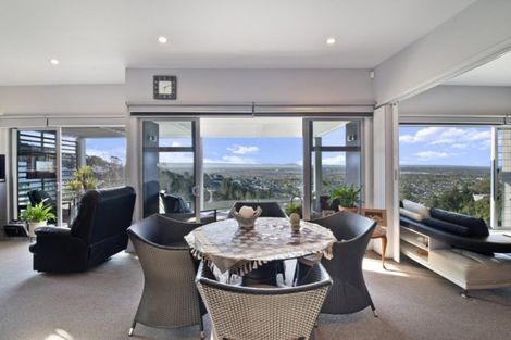 Photo of property in 11 Iles Lane, Cashmere, Christchurch, 8022