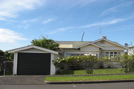 Photo of property in 7 Tanners Road, Mangere Bridge, Auckland, 2022