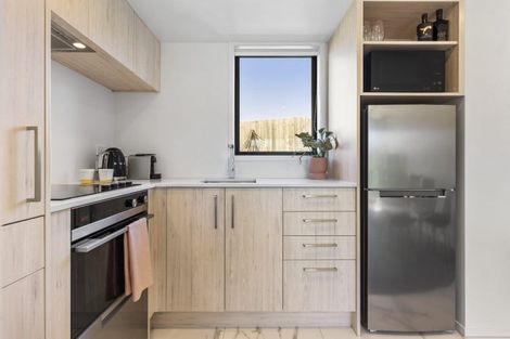 Photo of property in 7/45 Vera Road, Te Atatu South, Auckland, 0610