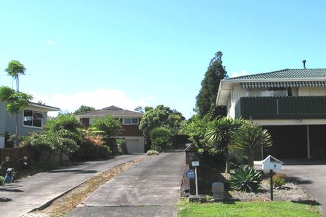 Photo of property in 1/10 Uppingham Crescent, Hillcrest, Auckland, 0627