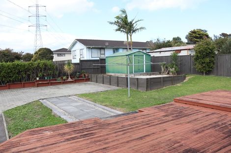 Photo of property in 34 Dissmeyer Drive, Clover Park, Auckland, 2019